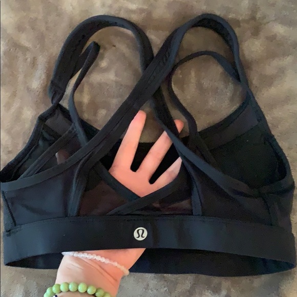 COPY - Lululemon bra black - Picture 1 of 2